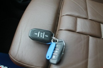 DS 5 Hatchback (Citroen) 1.6 THP 200KM 2011 Citroen DS5 ROK 2011 POJ 1,6 200 KM, zdjęcie 22