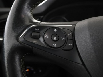 Opel Insignia II Sports Tourer Facelifting 2.0 Diesel 174KM 2021 Opel Insignia Automat Navi Czujniki parkowania, zdjęcie 33