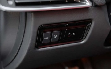 Jaguar XE Sedan 2.0 i4 180KM 2015 Jaguar XE R-SPORT 2.0D 180Ps Ledy Automat 4x4 Xenon Skora Navi 1 wl. Salon, zdjęcie 20