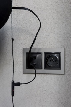 Simon 54 Nature Одинарная рама, жемчужно-белое стекло DRN1/70