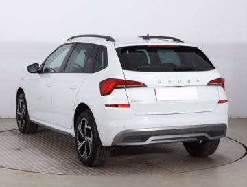 Skoda Kamiq Crossover 1.0 TSI 110KM 2022 Skoda Kamiq 1.0 TSI, Salon Polska, Serwis ASO, zdjęcie 3