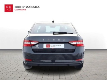 Skoda Superb III Liftback Facelifting 2.0 TDI SCR 200KM 2022 Skoda Superb SalonPL 2.0TDI 200KM DSG Ambition Czujniki El.Bagaznik Smartl, zdjęcie 5