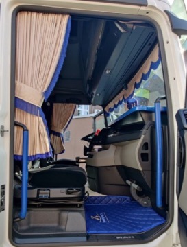 ШТОРА IVECO STRALIS, HI-WAY С 2013 ГОДА + крючки