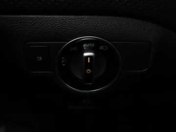 Mercedes Klasa A W176 Hatchback 5d Facelifting 180 122KM 2016 Mercedes A 180 full LED navi grzane fotele, zdjęcie 30