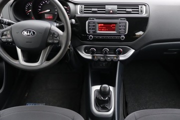 Kia Rio III Sedan Facelifting 1.4 DOHC CVVT 109KM 2015 Kia Rio 1.4 CVVT, Salon Polska, Serwis ASO, Klima, zdjęcie 11