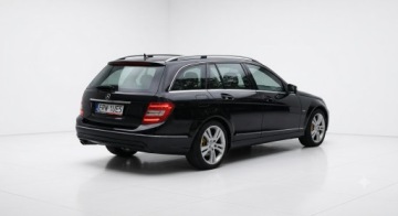 Mercedes Klasa C W204 Kombi T204 1.8 180 CGI BlueEFFICIENCY 156KM 2011 MERCEDES-BENZ C180 KOMBI / AVANGARDE, zdjęcie 3