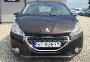 Peugeot 208 I Hatchback 3d 1.2 VTI 82KM 2013 Peugeot 208 Samochod z gwarancja 1.2 Benzyna 82KM, zdjęcie 13