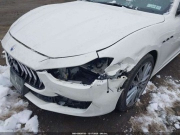 Maserati Ghibli III 2019 Maserati Ghibli 2019 MASERATI GHIBLI S Q4 GRANLUSSO 3.0 Benzyna 424KM, zdjęcie 9