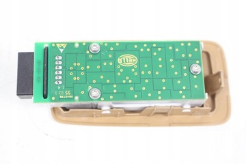 LAMPA KABINY LEVÝ PORSCHE MACAN 2014