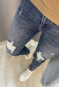 By o la la ! Spodnie jeans z przetarciami XL