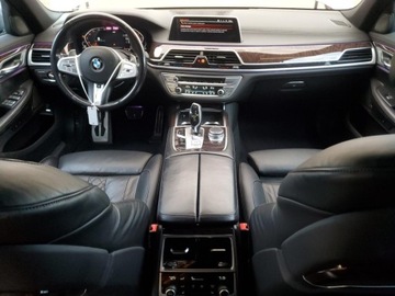 BMW Seria 7 G11-G12 2021 BMW Seria 7 750xi 2021 4.4l 4.4 Benzyna 523KM, zdjęcie 8