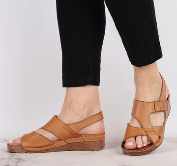 Brązowe sandały damskie na rzep komfortowe ze skóry naturalnej ROZ. 36