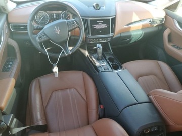 Maserati Levante 2022 Maserati Levante 2022r., Base, 3L, od ubezpieczalni 3.0 Benzyna 580KM, zdjęcie 7