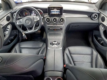 Mercedes GLC C253 2019 Mercedes-Benz GLC 300 2019 2.0l 2.0 Benzyna 255KM, zdjęcie 8