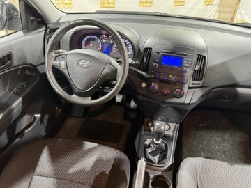 Hyundai i30 I Hatchback 1.4 109KM 2010 Hyundai i30 LIFT 1.4 109KM Klima Sprawdz 1.4 Benzyna 109KM, zdjęcie 20