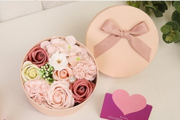 Цветочная коробка Коробка Цветы Мыло Розы