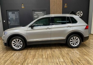 Volkswagen Tiguan II SUV 2.0 TDI 150KM 2019 Volkswagen Tiguan 2.0 TDI IQ.DRIVE 150KM DSG bezwypadkowy kamera, zdjęcie 10