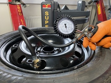 Пистолет для накачивания колес с допуском 10 бар.