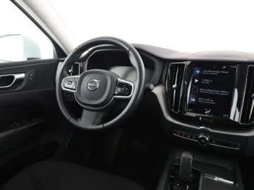 Volvo XC60 II Crossover Plug-In 2.0 T6 Plug-in Hybrid 340KM 2020 Volvo XC 60 PHEV full LED 4x4 automat navi klima, zdjęcie 15