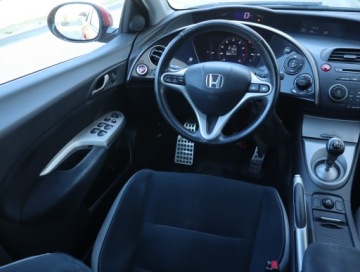 Honda Civic VIII Hatchback 5d 1.4 i 83KM 2006 Honda Civic 1.4 i-DSI, Klima, Klimatronic, zdjęcie 6