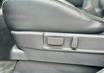 Mitsubishi Outlander II 2.4 MIVEC 170KM 2010 Mitsubishi Outlander 2.4 benzyna 170KM automat 4x4 PDC XENON SKORY cliamtr, zdjęcie 20