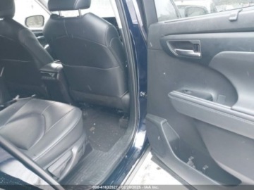 Toyota Highlander III 2023 Toyota Highlander 2023r., 2.4L 2.4 Benzyna 265KM, zdjęcie 9