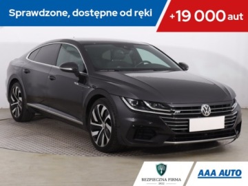 Volkswagen Arteon Fastback 2.0 TSI 272KM 2019 VW Arteon 2.0 TSI 4Motion, Salon Polska