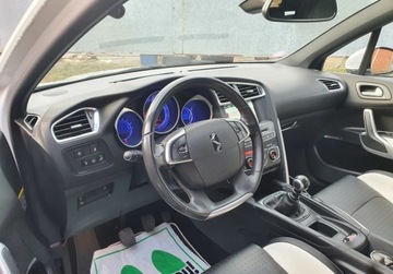 DS 4 I Hatchback Facelifting 2015 (Citroen) 1.2 PureTech 131KM 2015 Citroen DS4 Bezwypadkowy Masaze Nawigacja GetHelp 1.2 Benzyna, zdjęcie 13