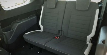 Dacia Lodgy Minivan Facelifting 1.3 TCe 130KM 2021 Dacia Lodgy (nr.113) Dacia Lodgy TCe 130 GPF (7-Sitzer) Stepway 1.3 Benzyna, zdjęcie 16