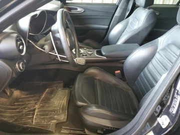 Alfa Romeo Giulia II Sedan Facelifting 2.0 Turbo 280KM 2022 Alfa Romeo Giulia Super 2022 2.0l 2.0 Benzyna 280KM, zdjęcie 7