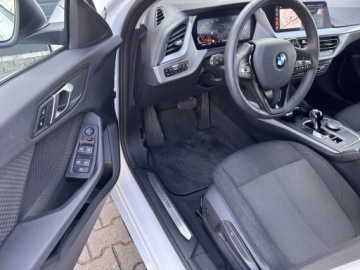 BMW Seria 1 F70 2024 BMW 118 BMW 118i Bezwypadkowe, salon Polska, FV 23, zdjęcie 15