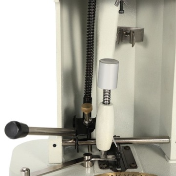 Ручной гравировальный станок по металлу.