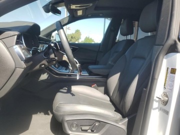Audi Q8 2023 Audi Q8 Premium Plus S-Line 2023 3.0l 3.0 Benzyna 335KM, zdjęcie 7