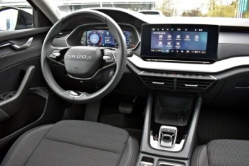 Skoda Octavia IV Liftback 1.5 TSI EVO 150KM 2024 Škoda Octavia Skoda Octavia Bezwypadkowy / Salon, zdjęcie 15