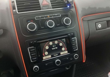 Volkswagen Touran II 1.6 TDI 105KM 2011 Volkswagen Touran Zarejestrowany - ubezpieczony - automat - 1,6 - 105 1.6, zdjęcie 28