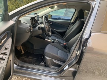 Mazda 2 III Hatchback 5d 1.5 SKY-G 90KM 2016 MAZDA 2 1.5 90KM automat, zdjęcie 12