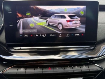 Skoda Octavia IV Kombi 2.0 TDI 150KM 2023 Skoda Octavia 2.0TDI 150KM Sportline VirtCockpit NiskiPrzebieg Keyless Kam, zdjęcie 22