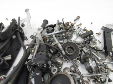 Болты + шайбы + крышки и т.д. Aprilia RSV 1000, 01r