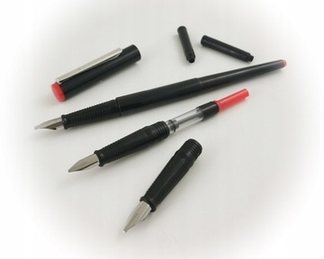 НАБОР РУЧОК ДЛЯ ТВОРЧЕСКОЙ КАЛЛИГРАФИИ HERLITZ ИЗ 3 НАКОНЕЧНИКОВ