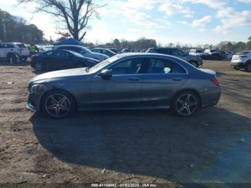 Mercedes Klasa C W205 2017 Mercedes-Benz Klasa C 2017 Mercedes-Benz C-Class C 300 4MATIC Sedan Luxury, zdjęcie 2