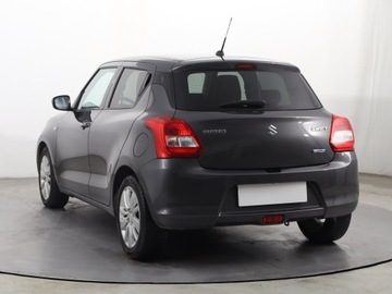 Suzuki Swift VI Hatchback 1.2 DualJet 90KM 2020 Suzuki Swift 1.2 SHVS, Salon Polska, Serwis ASO, zdjęcie 3