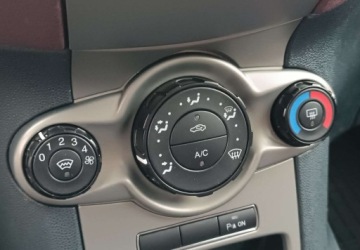 Ford Fiesta VII Hatchback 5d 1.25 Duratec 82KM 2009 Ford Fiesta Zarejstrowany - benzyna - klimatyzacja 1.2 Benzyna 82KM, zdjęcie 25