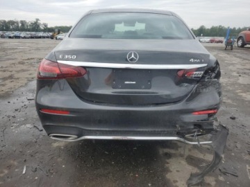 Mercedes Klasa E W214 2023 Mercedes-Benz Klasa E 350 4Matic 2023 2.0l 2.0 Benzyna 255KM, zdjęcie 2