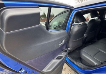 Toyota C-HR I Crossover 1.8 Hybrid 122KM 2017 Toyota C-HR Toyota C-HR 1.8 Hybryda 122KM, zdjęcie 21