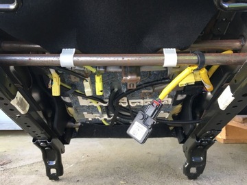 SUBARU OUTBACK 15- SEDADLO PRAVÝ POHOVKA USA