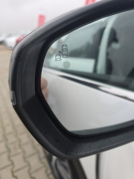 Peugeot 3008 II Crossover 1.2 PureTech 130KM 2017 Peugeot 3008 1.2 130 Benz NAVI Full LED, zdjęcie 4