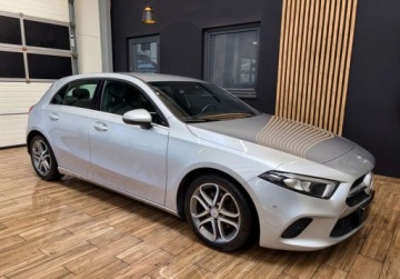 Mercedes Klasa A W177/V177 Hatchback 1.5 180d 116KM 2018 Mercedes-Benz Klasa A 1.5D NAVI automat VITRUAL LED BEZWYPADKOWY zarej, zdjęcie 4