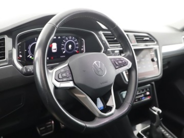Volkswagen Tiguan II 2023 Volkswagen Tiguan | Hybryda | Kamera Cofania | Dig, zdjęcie 13