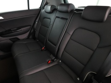 Kia Sportage IV SUV Facelifting 1.6 GDI 132KM 2018 Kia Sportage Niski przebieg Serwis ASO Navi Kamera, zdjęcie 16