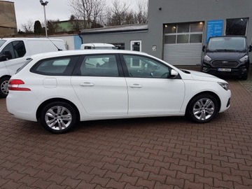 Peugeot 308 II SW Facelifting 1.5 BlueHDI 130KM 2019 Peugeot 308 SW BLUEHDI 130 STOP &amp; START, zdjęcie 5